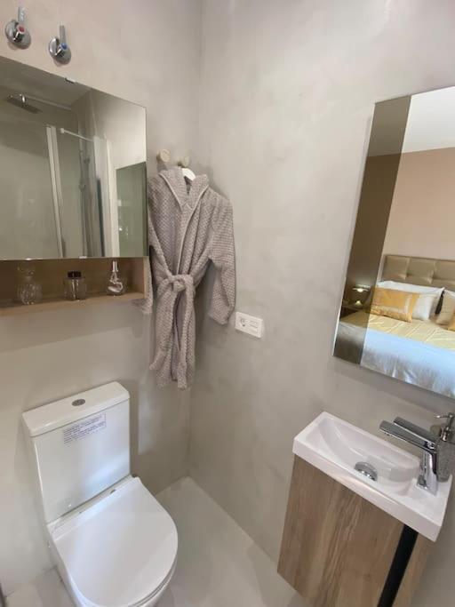 Casapilaralbaicinbajo Apto Suite กรานาดา ภายนอก รูปภาพ